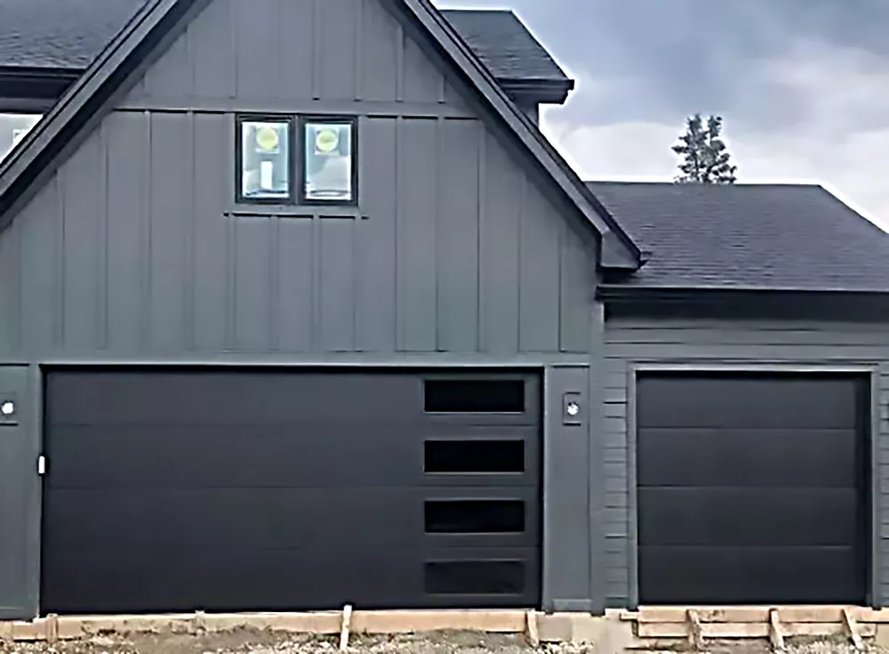 American Style Garage Door (3).jpg